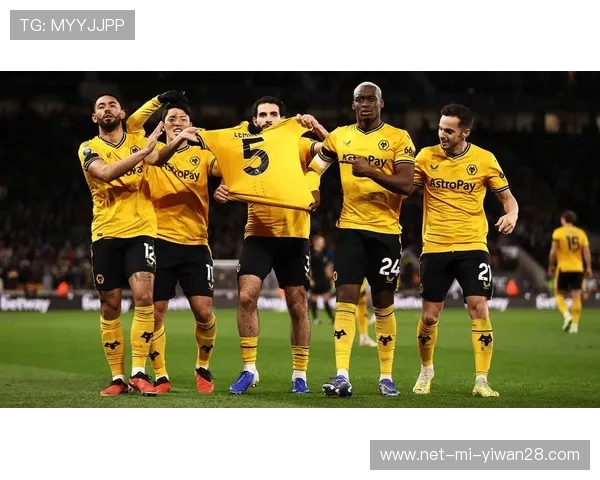 30号球星谁的足球队阵容解析及其在球队中的关键作用